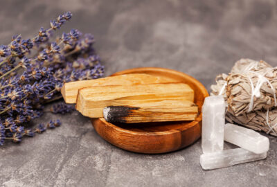 Aura chakra cleansing quartz sage