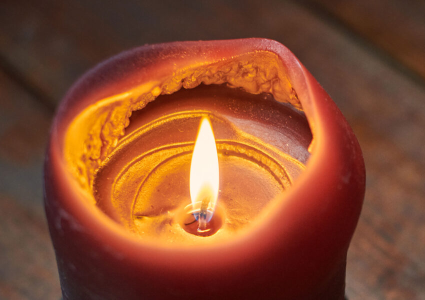 Virtual altar light prayer candles